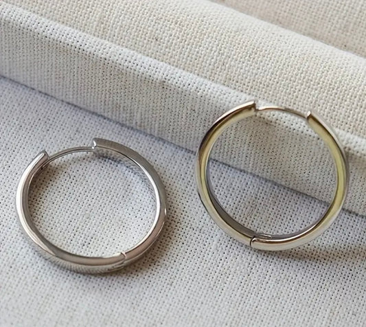 Brincos Essential Hoops
