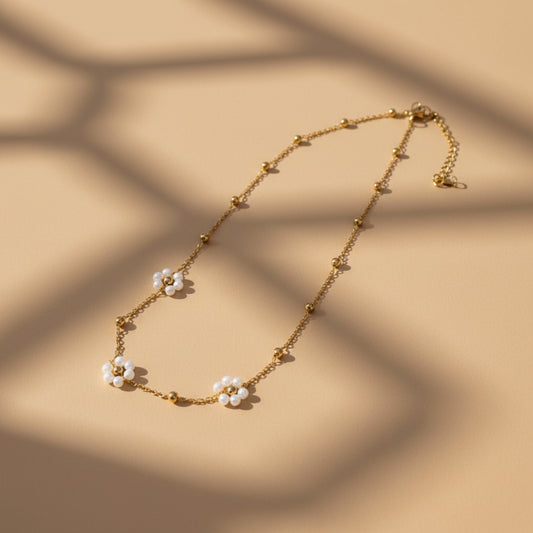 Colar Pearl Flowers